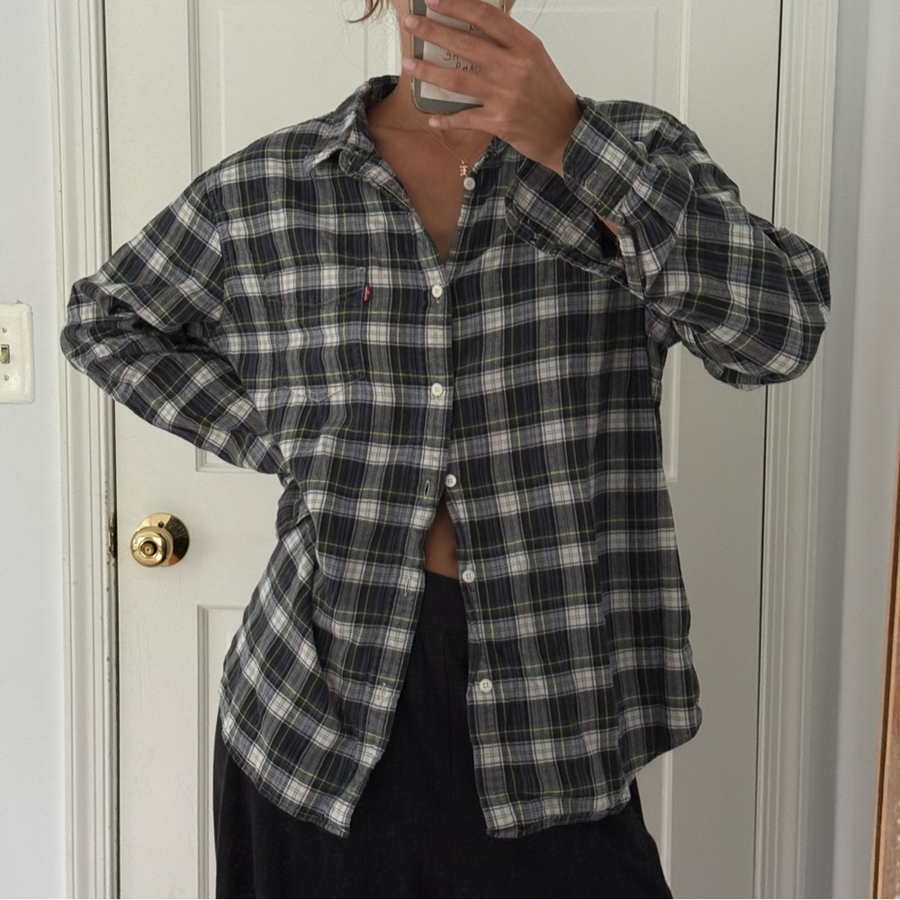 Levi's plaid button down - XL